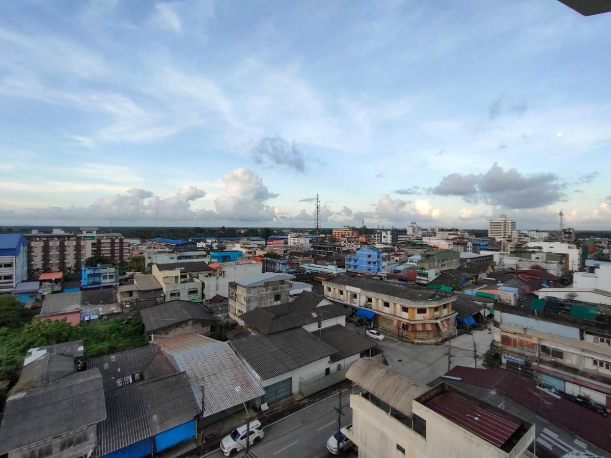 Intertower Hotel Sungai Kolok Esterno foto