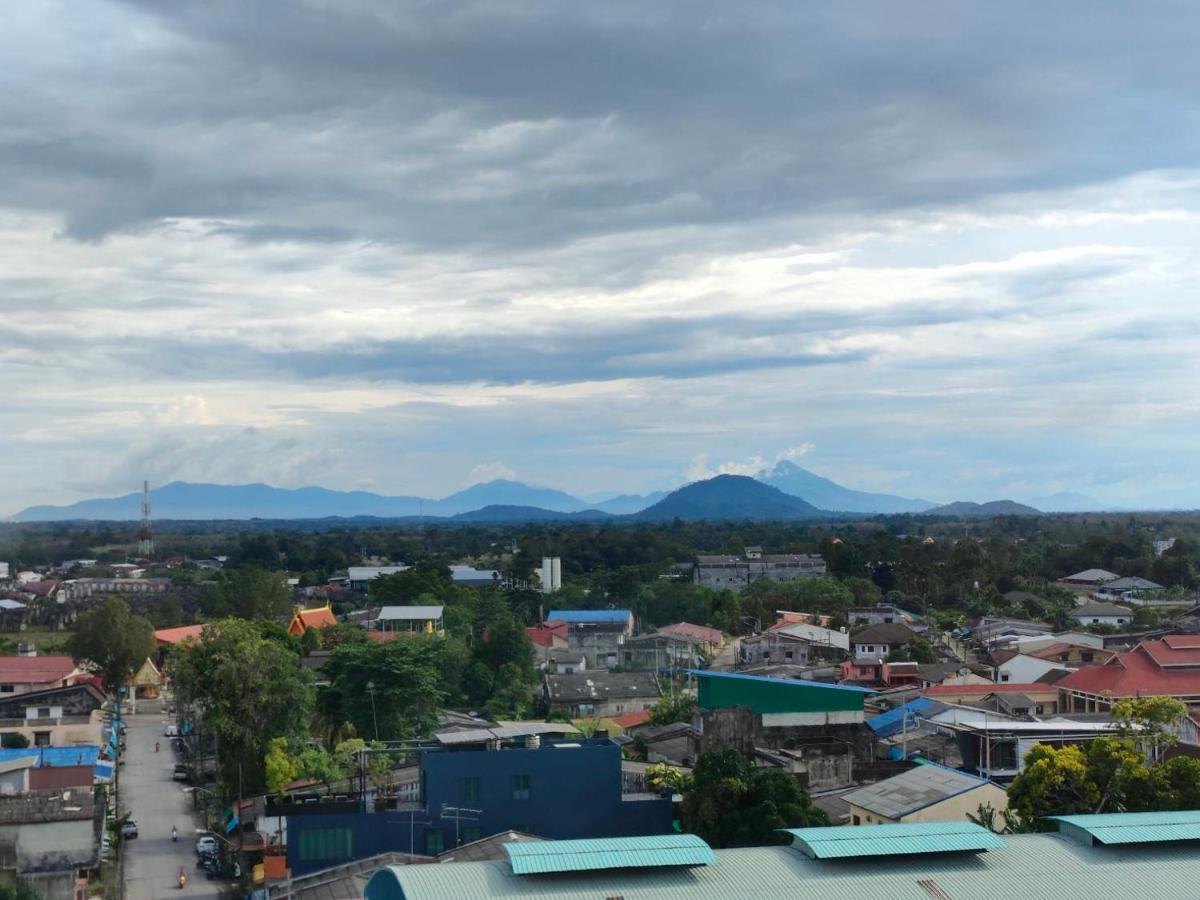 Intertower Hotel Sungai Kolok Esterno foto