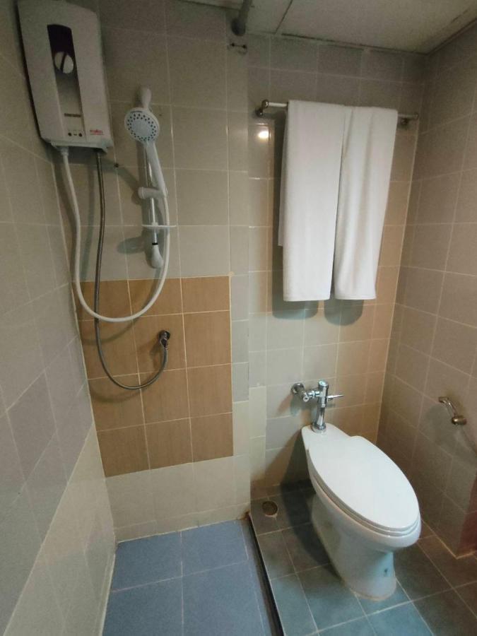 Intertower Hotel Sungai Kolok Esterno foto