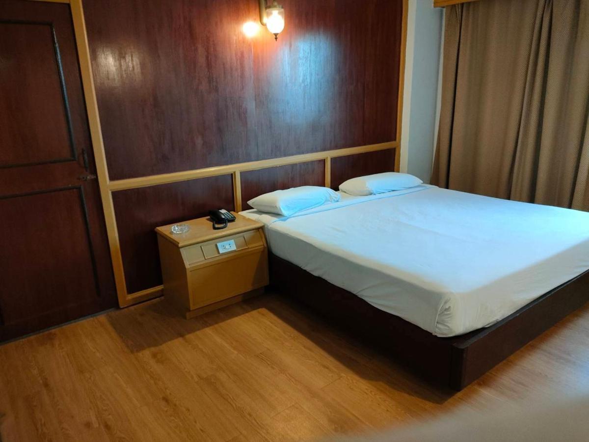 Intertower Hotel Sungai Kolok Esterno foto
