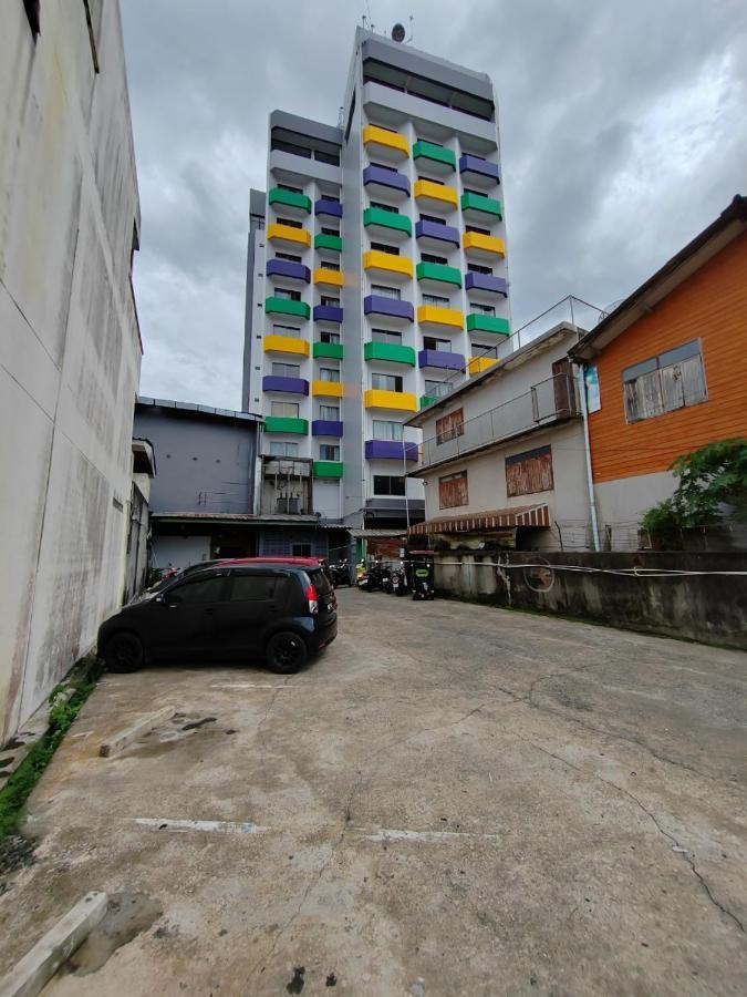 Intertower Hotel Sungai Kolok Esterno foto