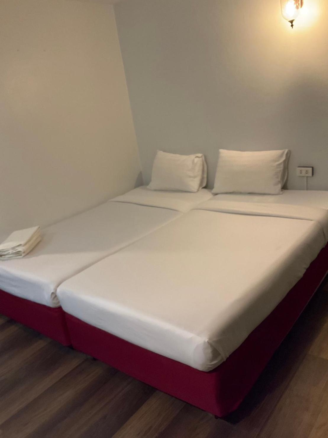 Intertower Hotel Sungai Kolok Esterno foto