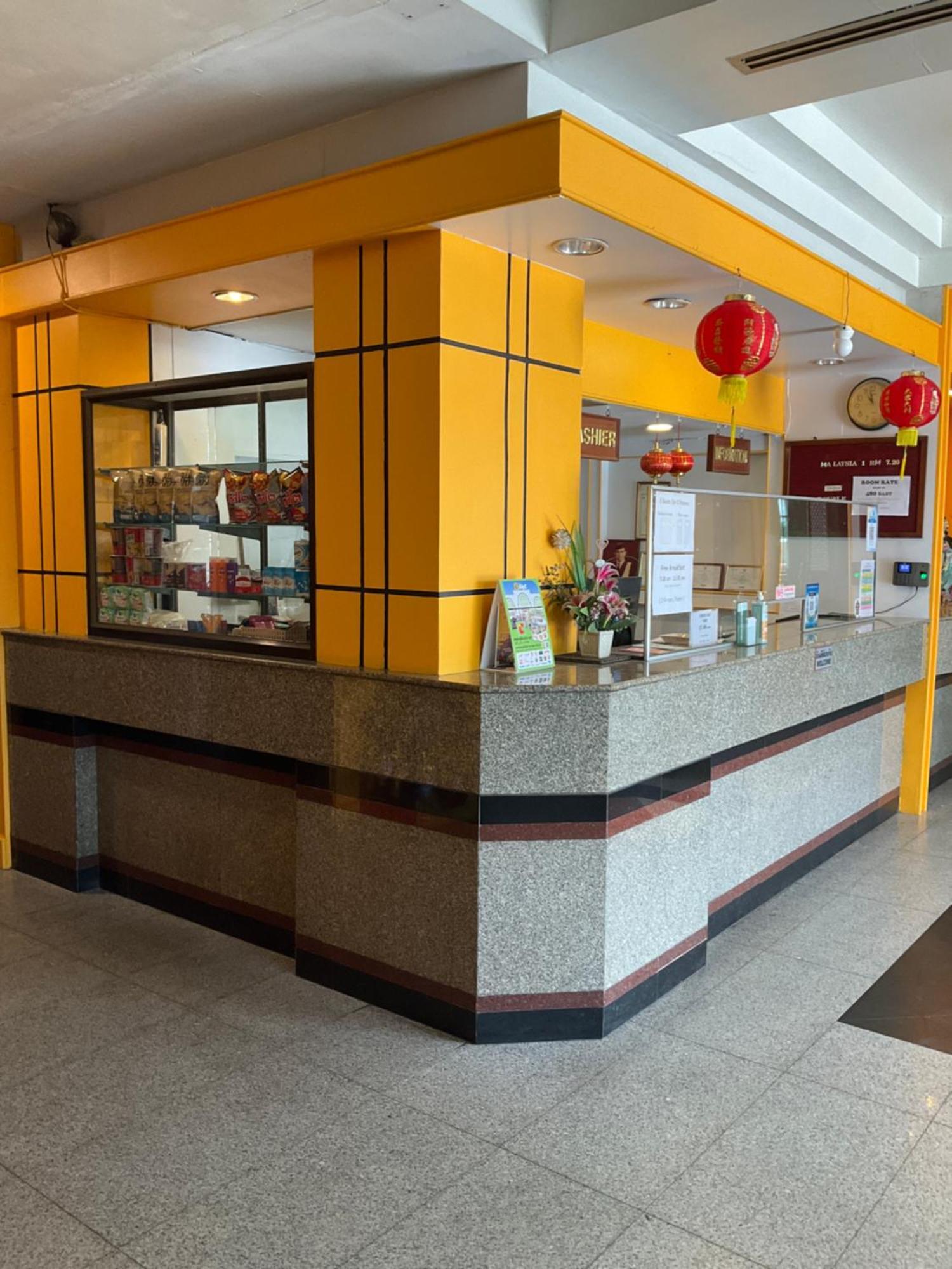 Intertower Hotel Sungai Kolok Esterno foto