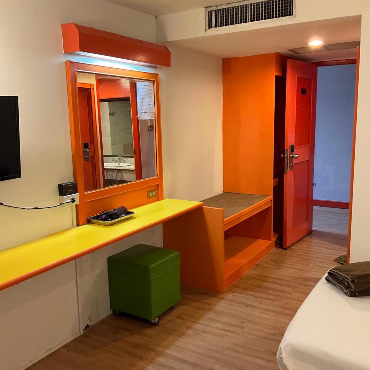Intertower Hotel Sungai Kolok Esterno foto